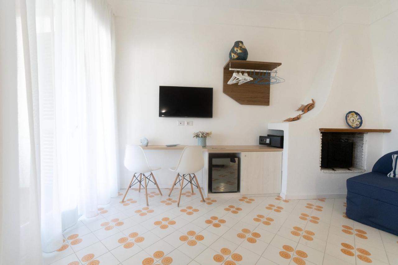 Estate4Home - Niko'S Apt Ποζιτάνο Εξωτερικό φωτογραφία